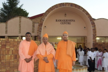 Swami Smarananandaji with his Secretary Swami Jnanavratanandaji and Swami Saradanandaji of Ramakrishna Centre of South Africa